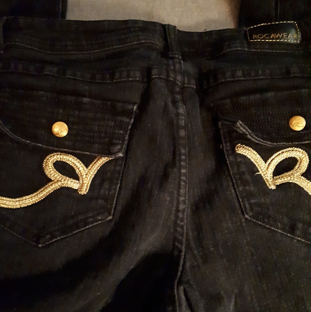 BARELY WORN - Black Stetchy Jeans